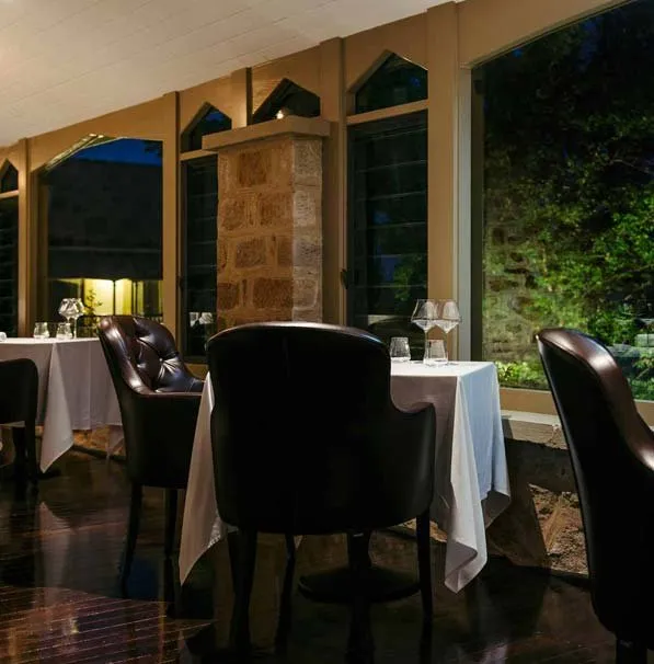 Hardy's Verandah evening service