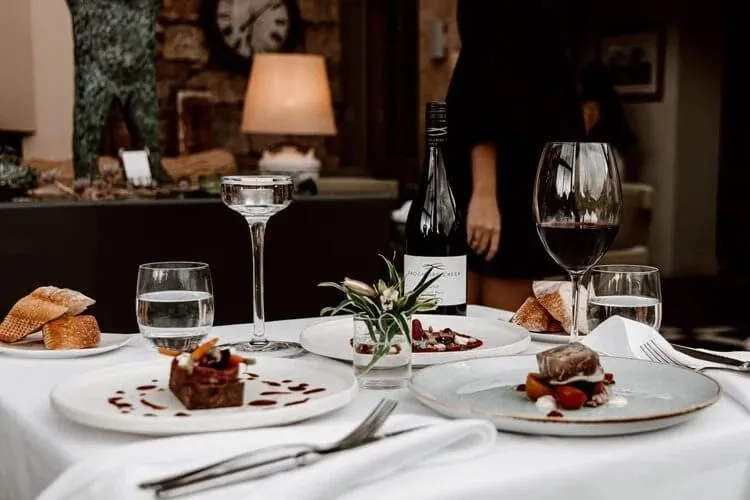 Conservatory Restaurant