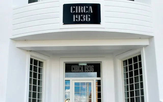 Circa 1936 Art Hotel