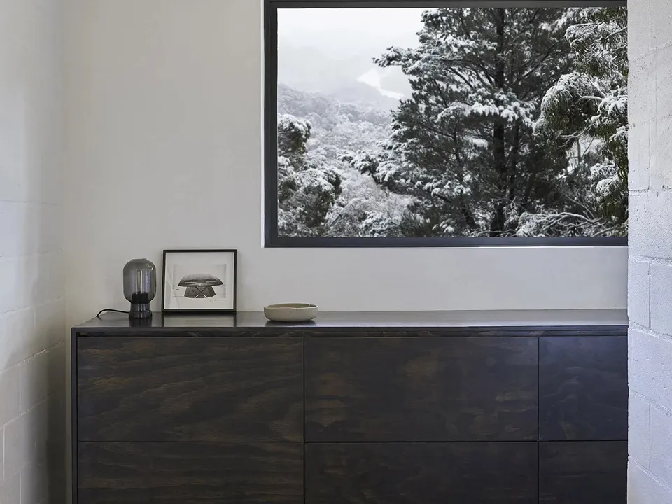 Oak Apartment living space