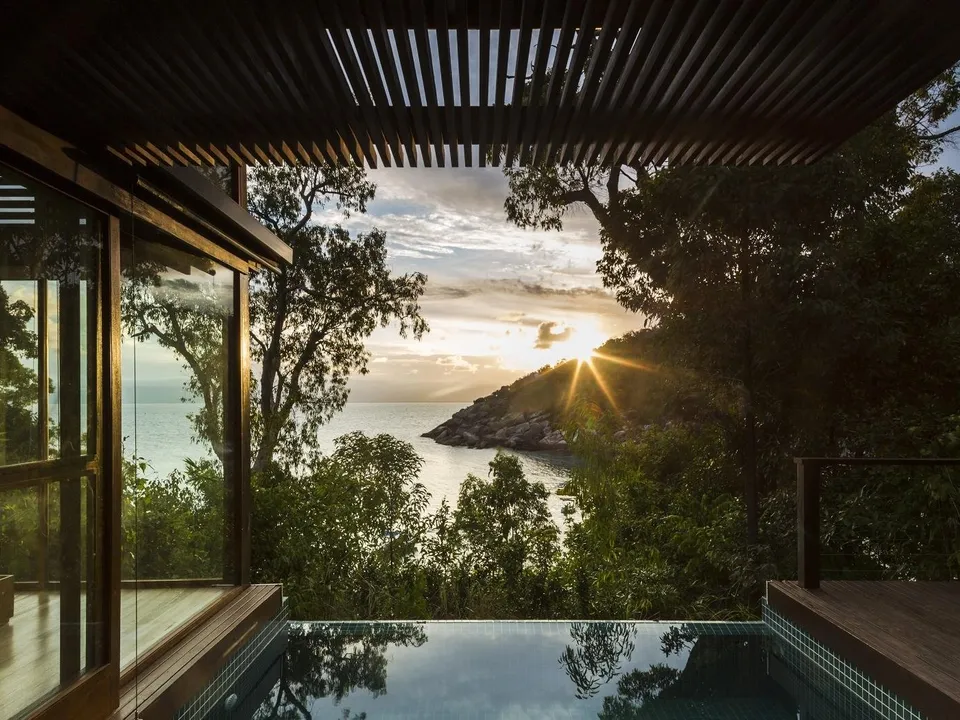 Villa plunge pool