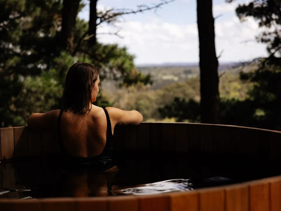 Outdoor hot tub on the Forest Bathing Deck